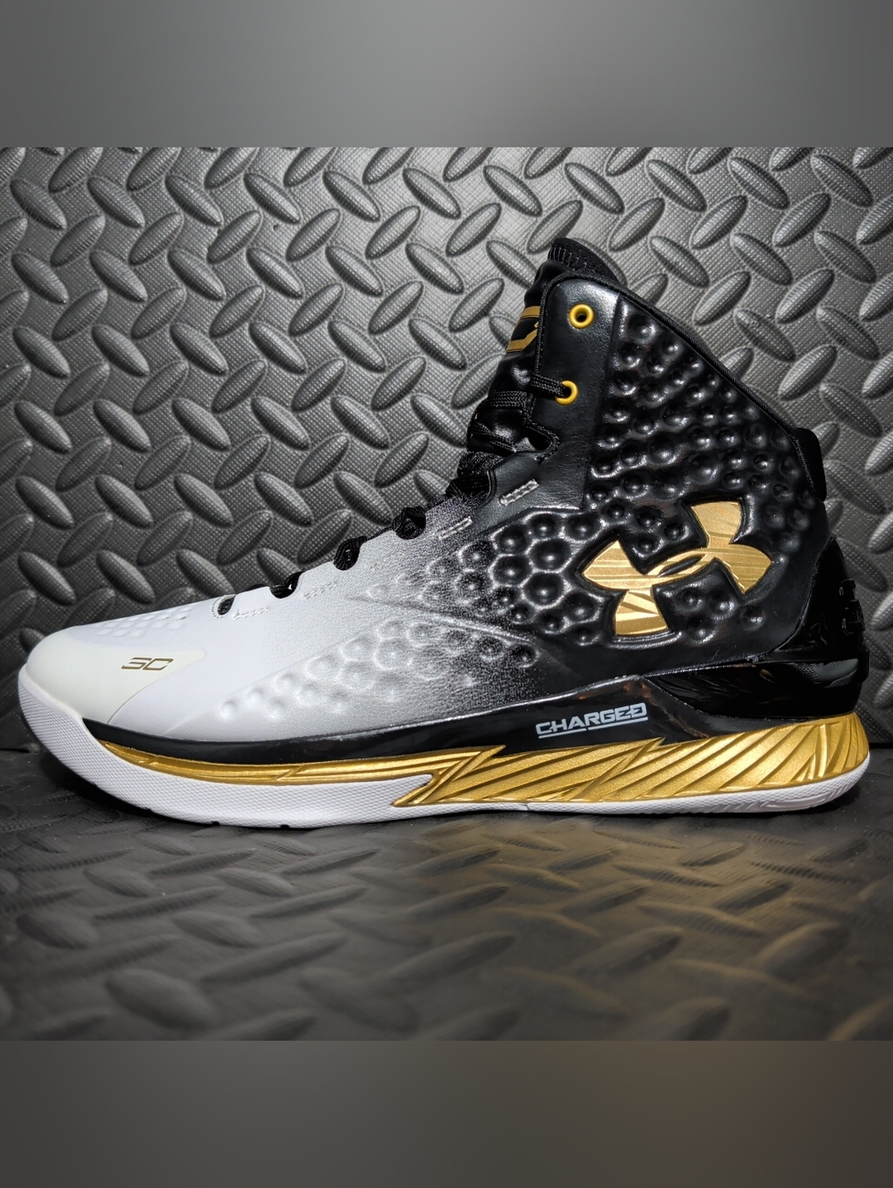 Under Armour Stephen Curry 1 MVP Basketball Shoes 3026051-001 size 13